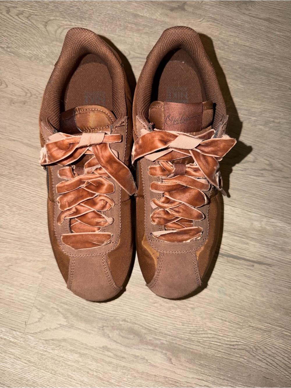 Nike Women's Brown Velvet Lace Athletic Sneakers